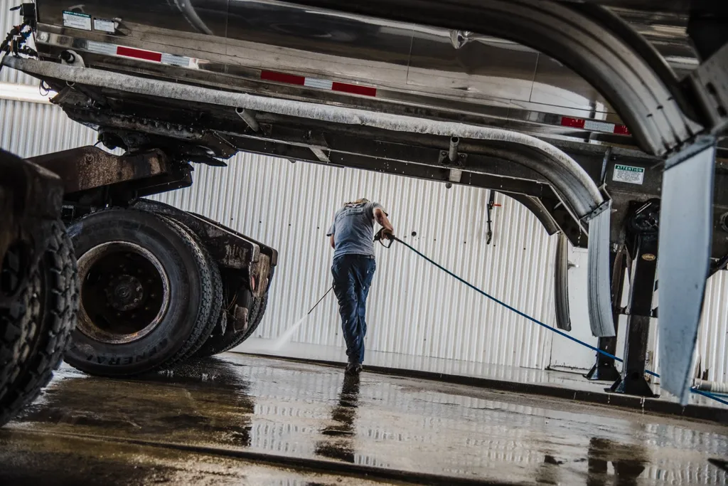 Store & Haul food-grade tank wash facility